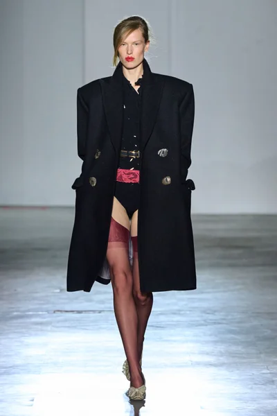 Look 24